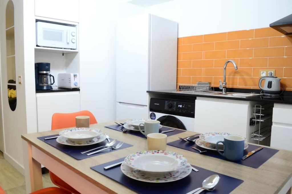 Casa En Alquiler Vacacional En 알칼라데에나레스 외부 사진